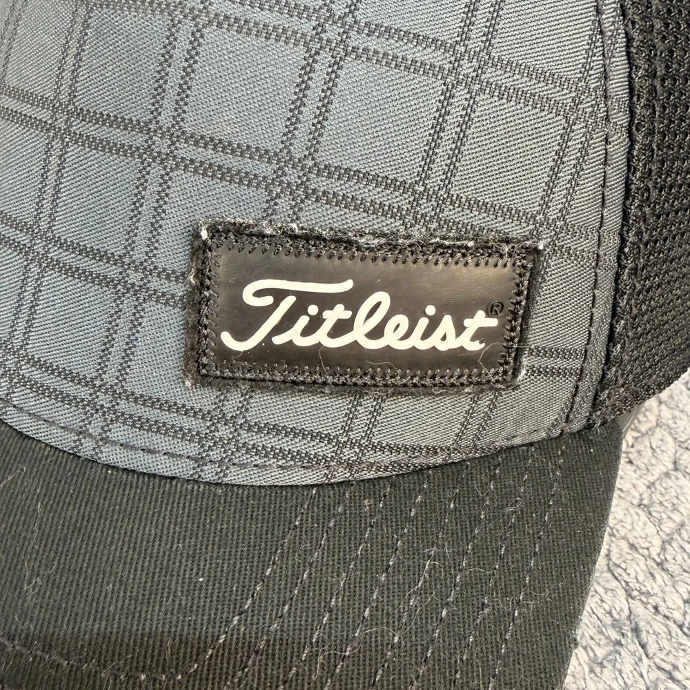 Titleist Golf Hat Grey Grid Black Mesh Snapback Trucker Cap Mens